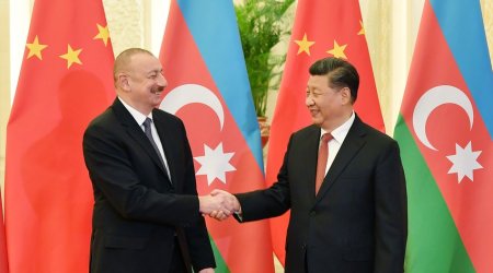 Президент Азербайджана поздравил председателя КНР