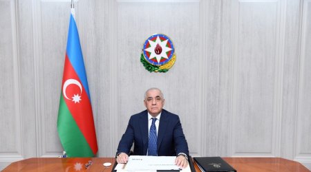 Али Асадов поздравил нового премьер-министра Китая