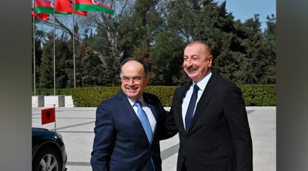 Azərbaycan Prezidenti İlham Əliyev Albaniya Prezidenti Bayram Beqay ilə görüşüb - YENİLƏNİB
