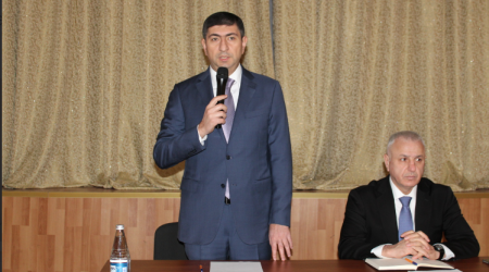 İcra Hakimiyyətinin başçısı və millət vəkili  Yasamal sakinləri ilə görüşdülər