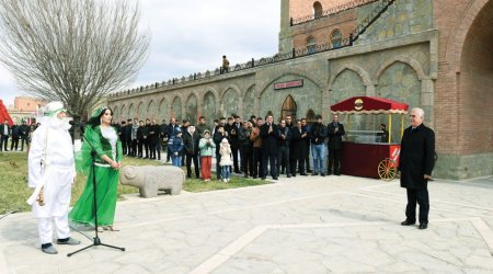 Naxçıvanda Novruz bayramı münasibətilə ümumxalq şənliyi keçirilib