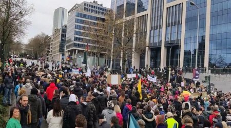 Güney Azərbaycan türkləri Brüsseldə aksiya keçirir, əsas tələb İranda azadlıq və ədalətdir