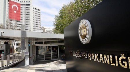 Турция осудила нападение на Коран и турецкий флаг в Дании
