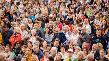 Proqnoz: Dünya əhalisi iyirmi ildən sonra 8,6 milyarda çata bilər