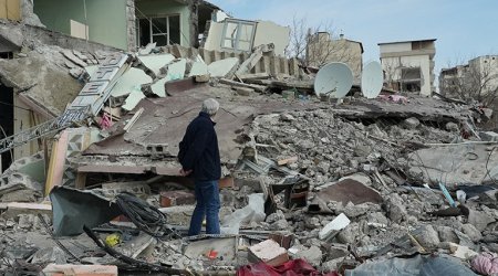 Zəlzələdən sonra Türkiyədə 658 mindən çox insan gəlirlərini itirib 