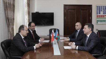 Ambassador Bagci meets with Turkish students of Azerbaijan Medical University