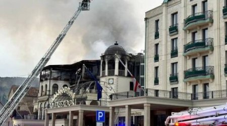 Tbilisinin mərkəzində yerləşən Ambassador otelində  yanğın baş verib