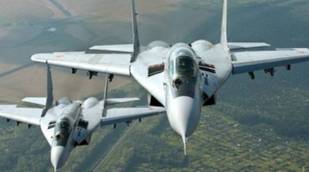 Polşa Ukraynaya 4 qırıcı təyyarə verir