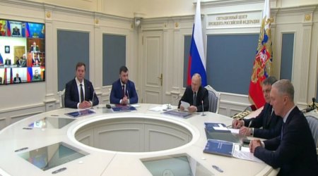 Putin Ukraynanın işğal olunmuş vilayətlərinə təyin etdiyi başçılarla görüşdü