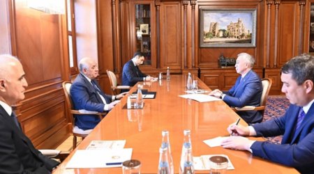 Əli Əsədov Qazaxıstanın Baş nazirinin müavini ilə görüşdü