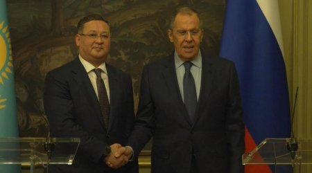 Lavrov qazaxıstanlı həmkarı ilə Xəzər dənizində əməkdaşlığı müzakirə edib