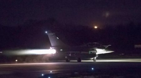 İran zəlzələ yardımı adı altında Suriyaya silah göndərib