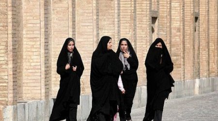 İranda hicaba əməl edilmədiyi üçün 150-dən çox obyekt bağlanıb