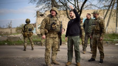 Ukrainian president visits front-line positions in Avdiivka