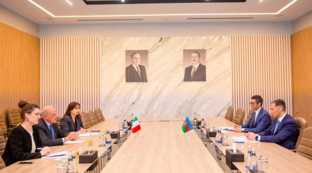 Azerbaijan, Italy mull cooperation in transit transportation