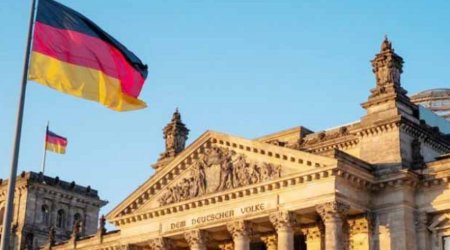 Almaniyada inflyasiya fonunda dövlət qulluqçularının maaşı artırılır