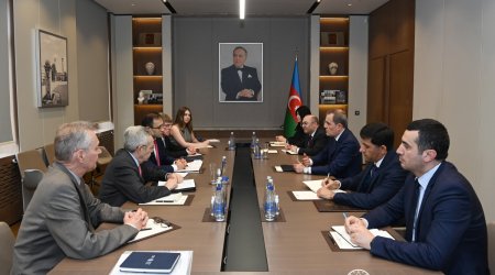 Ceyhun Bayramov ABŞ-ın Xəzər Siyasət Mərkəzinin nümayəndə heyəti ilə görüşüb