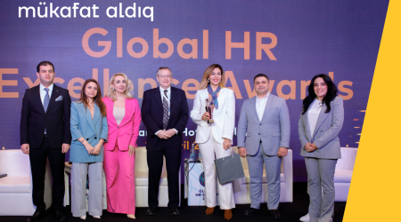 Yelo Bank Global HR Summitində mükafata layiq görülüb