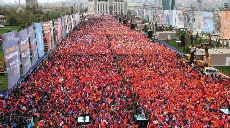 Ərdoğan Ankarada ən böyük seçkiqabağı mitinqlərindən birini keçirib