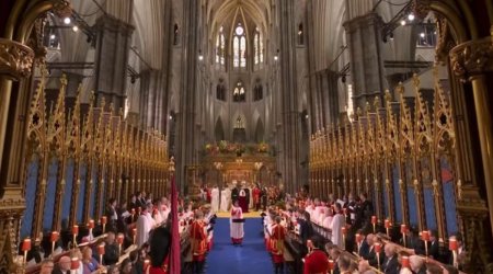 Milli Məclisin sədri Kral III Çarlzın tacqoyma mərasimində iştirak edib