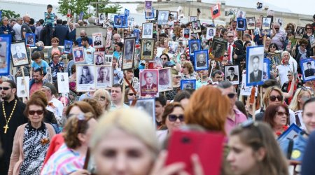 “Ölümsüz alay”ın yürüşü təxirə salınıb