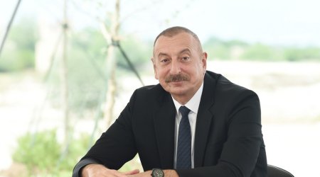 Президент Ильхам Алиев поздравил ветеранов Азербайджана