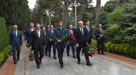 Yasamal RİH Heydər Əliyevin xatirəsini andı - Fotolar