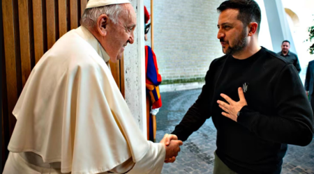 Zelenski Vatikanda Roma Papası ilə görüşüb