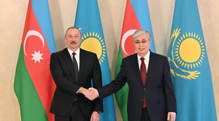 Президент Ильхам Алиев поздравил Касым-Жомарта Токаева с юбилеем