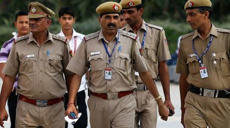 Hindistan polisi vətəndaşları qanunsuz yolla Azərbaycan və digər ölkələrə göndərmək istəyən qruplaşmanı ifşa edib