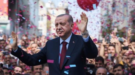 Rəcəb Tayyib Ərdoğan yenidən Türkiyə Prezidenti seçildi