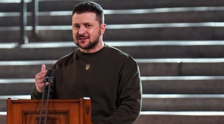 Zelenskyy: 200,000 sq km of Ukrainian territory mined by Russian forces