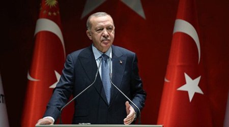Ərdoğan Türkiyə Konstitusiyasının yeni redaksiyasını qəbul etməyə çağırıb