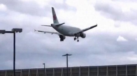 Cenevrə hava limanında uçuşlar təxirə salınıb