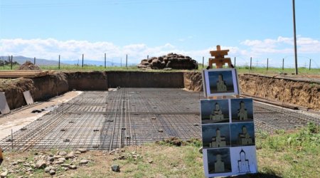 Gürcüstanın Azərbaycan sərhədinə yaxın ərazisində kilsə tikilir