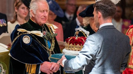 Britaniya kralı III Çarlzın ikinci tacqoyma mərasimi keçirilib