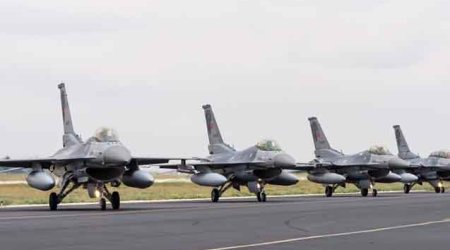 Ukrayna ordusu Rumıniyada F-16-ları idarə etmək üçün təlim keçəcək