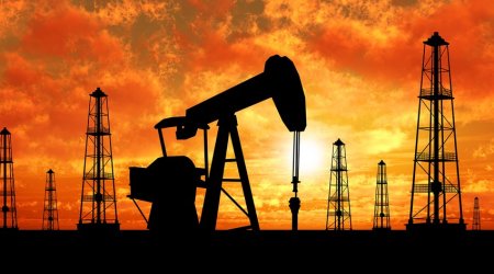 Azerbaijani oil price falls by over 1%