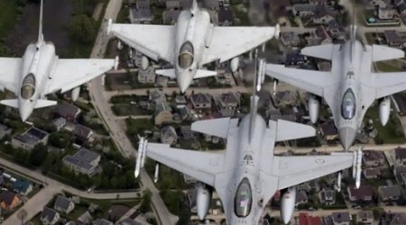 Балтика открывает воздушное пространство для НАТО