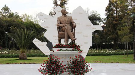 Dağıstanda Heydər Əliyevin heykəli qoyulacaq