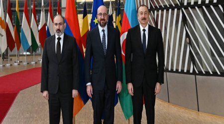 В Брюсселе завершилась встреча президента Азербайджана с главой Совета ЕС и премьером Армении