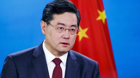 Çində xarici işlər naziri işdən çıxarılıb