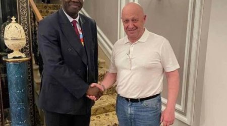 А вот и сенсация: Пригожин появился в Питере, неподалеку от Путина