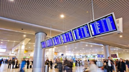 Domodedovo və Vnukovo aeroportlarında eniş-uçuş müvəqqəti dayandırılıb