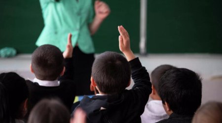 2024-cü ildən Qırğızıstanda məktəblər vauçer sisteminə keçə bilər