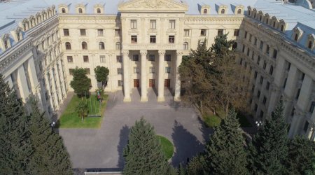 Official Baku responds to French FM