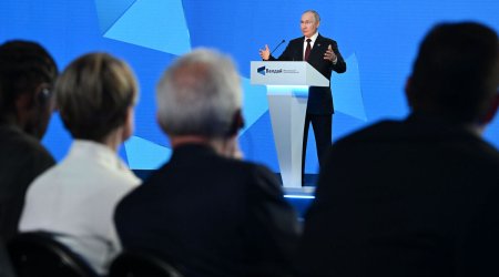 Vardaryan Rusiya vətəndaşlığından özü imtina edib - Putin