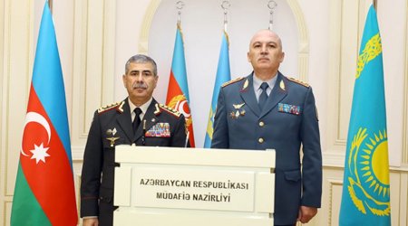 Azerbaijan, Kazakhstan ink military cooperation plan