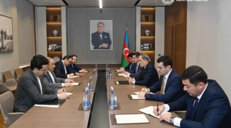 Байрамов и Сафари обсудили ситуацию в регионе