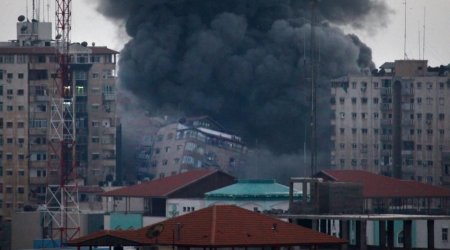 Qəzza zolağında xəstəxanaya hava zərbəsi nəticəsində 500 nəfər həlak olub